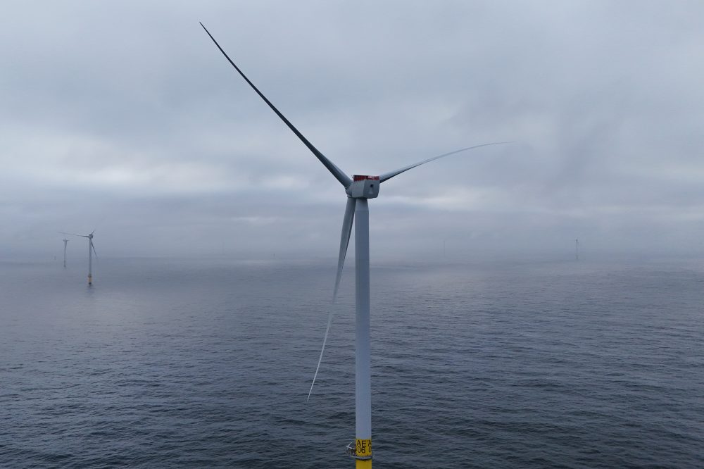Democrats investigate as Trump OKs almost $2 billion in taxpayer money to end offshore wind projects