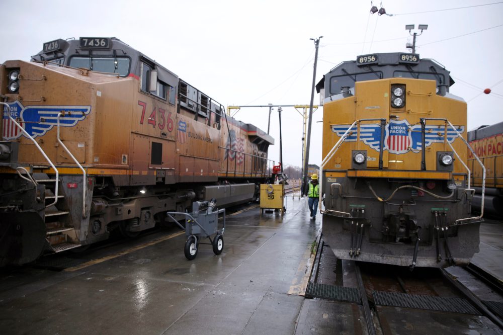 Union Pacific argues for its $85B acquisition of Norfolk Southern in new railroad merger application