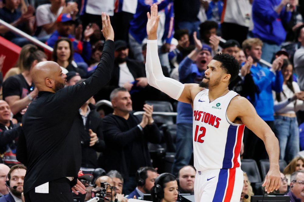 Detroit Pistons announce extension with coach J.B. Bickerstaff