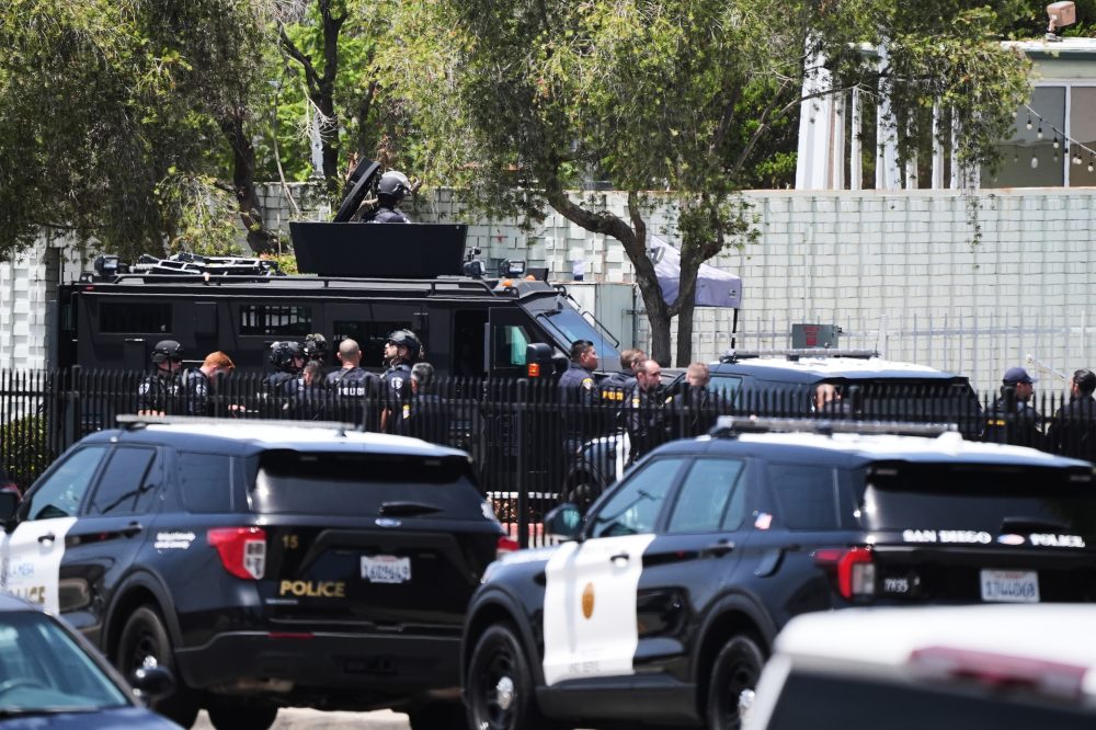Shooting at San Diego mosque kills 3 men and both suspects are dead, police say