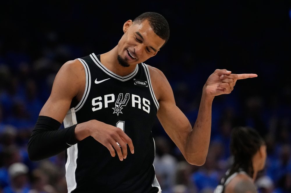 Pelicans and Spurs to play regular-season games in Paris and Manchester next year