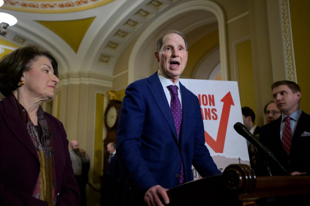 Lawmakers warn data protection rules don’t protect key sites, including White House and CIA