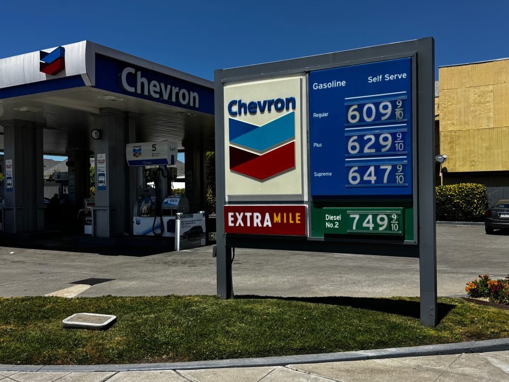 Newsom’s office warns Californians to avoid Chevron this holiday weekend, citing high gas prices