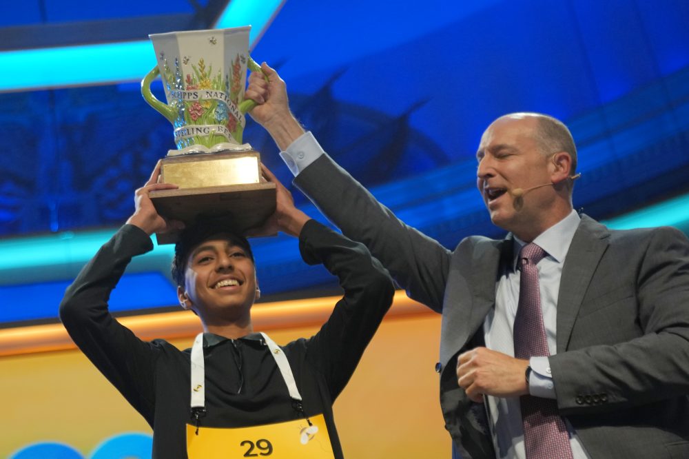 Shrey Parikh bounces back, battles nerves and dominates spell-off to win the National Spelling Bee