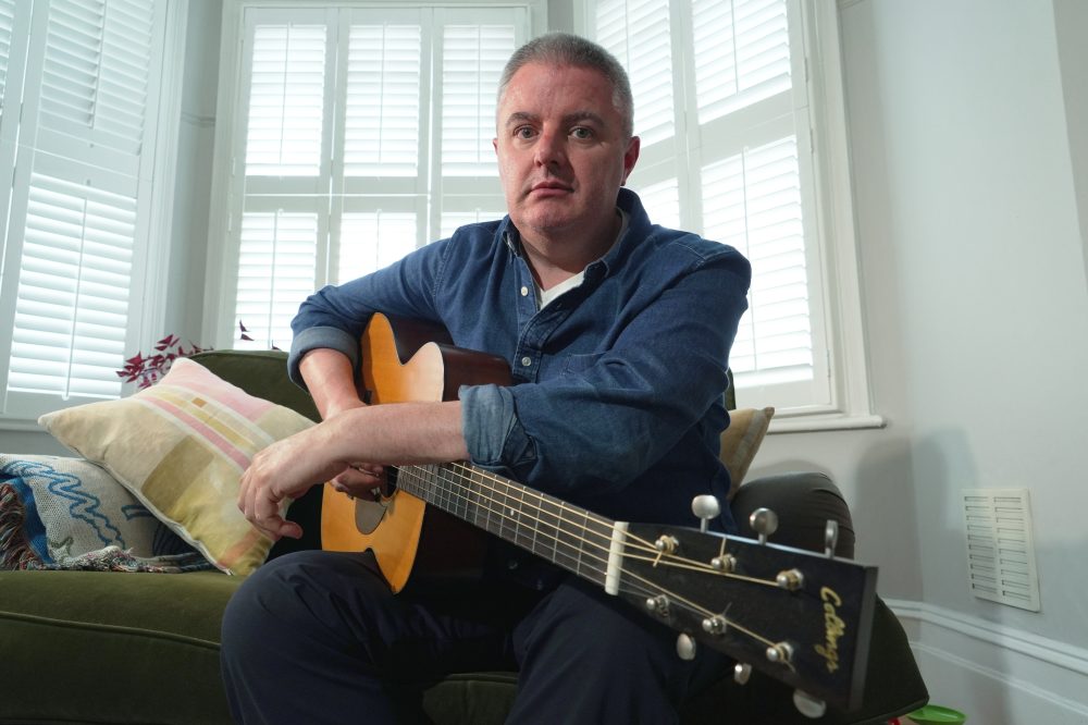 AI helped a musician with Parkinson’s finish his new album when he could no longer play guitar