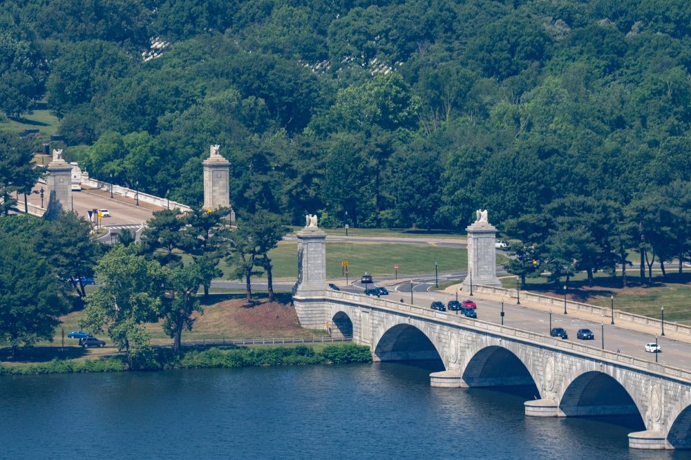 Administration plans intensive, year-round construction schedule for Trump’s triumphal arch