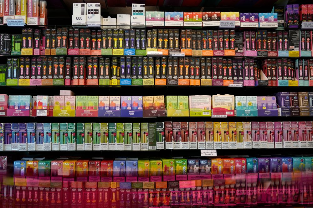 FDA’s e-cigarette authorization: Fruity vapes not significantly better than tobacco ones