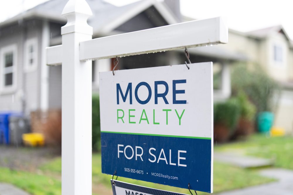 Average US long-term mortgage rate rises to 6.52%, just below its high for the year