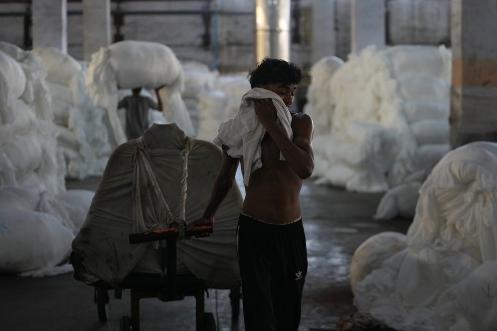 Climate-driven heat in India’s textile factories stifles workers but coolers and ventilation help
