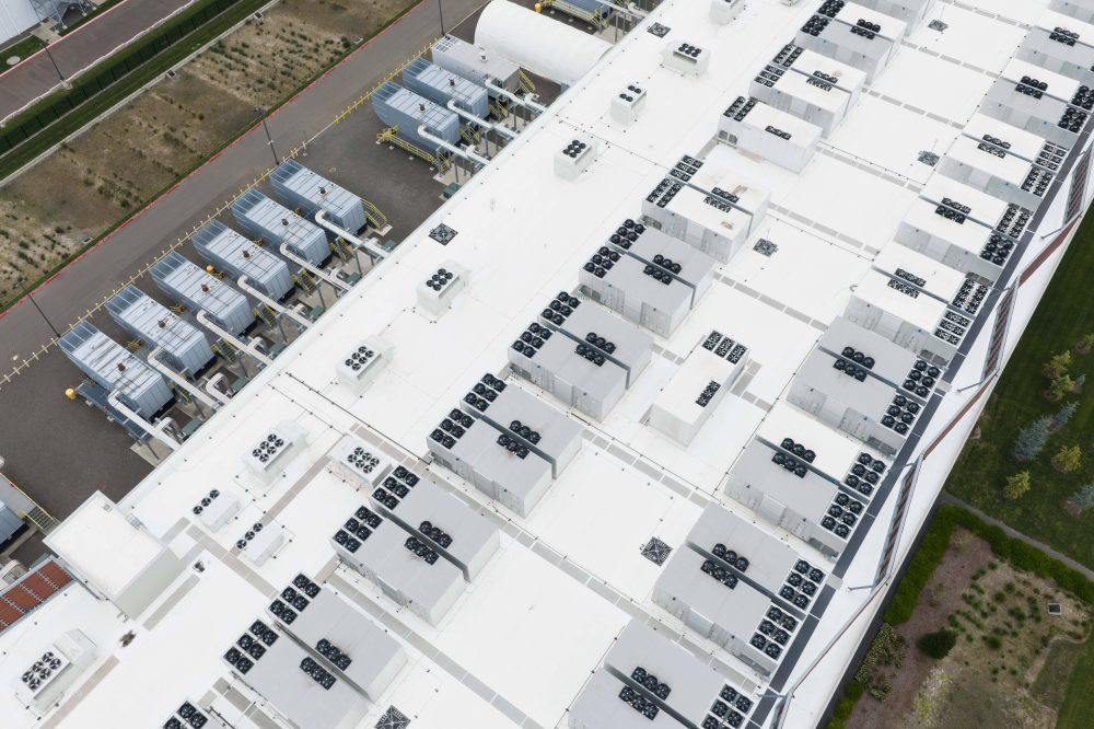 Federal regulators back Trump’s plan to speed power to energy-hungry AI data centers