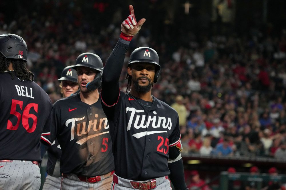 Buxton hits grand slam in Twins’ 10-run 5th inning against Diamondbacks