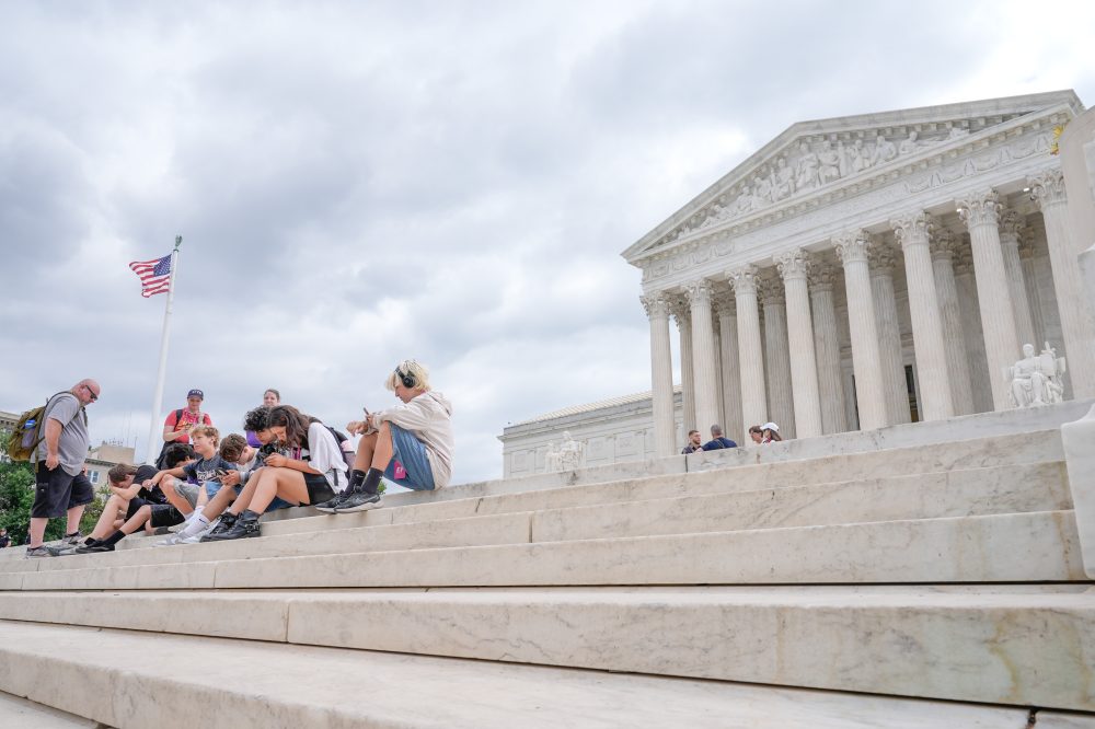 Supreme Court sides with Trump administration on immigration case dealing with green card holders