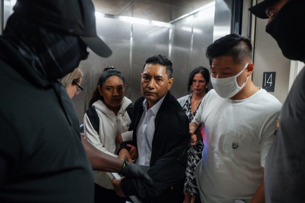 Judge bars immigration arrests at US courthouses in a setback for Trump