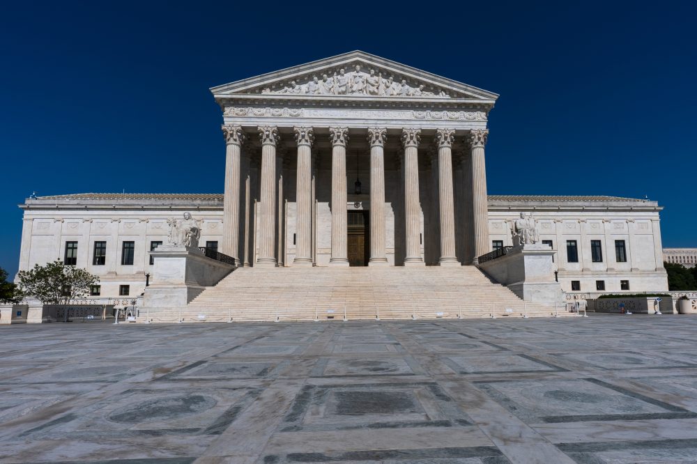 The divided Supreme Court’s birthright citizenship decision exposes sharp rifts among justices