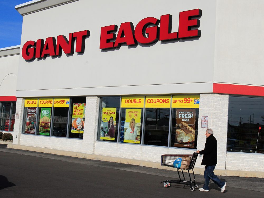 Kroger buying regional grocer and pharmacy retailer Giant Eagle in deal valued at $1.65 billion