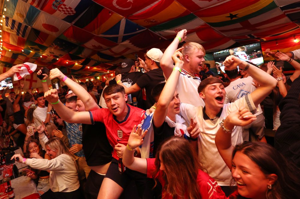 Pubs in England can stay open until 5 a.m. on Monday to show Mexico game at World Cup