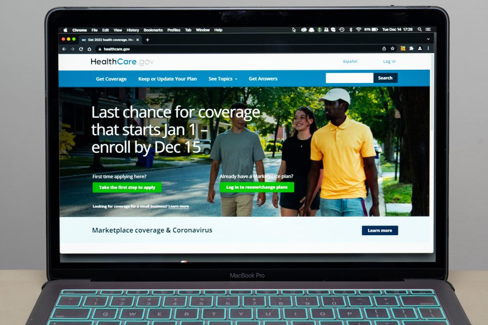 Obamacare rolls shrank dramatically in many states over the past year, new federal data shows