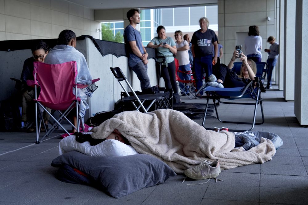 People camp outside court to get scarce public seats in hearing on Charlie Kirk’s killing