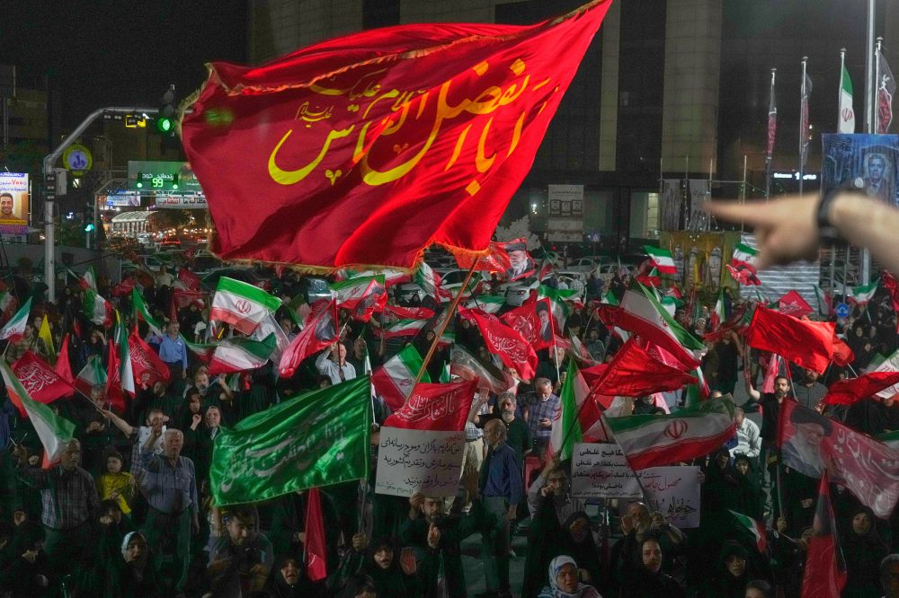 US and Iran trade strikes over Strait of Hormuz. Kuwait suffers infrastructure damage
