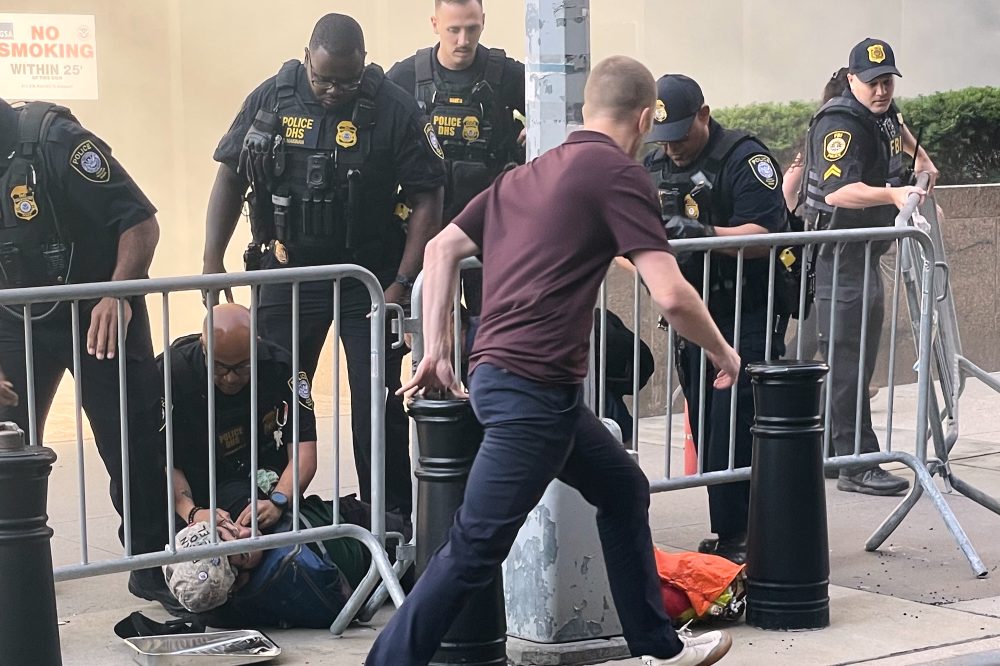 Ex-Army soldier jailed on arson charge after fiery attack on Manhattan federal building