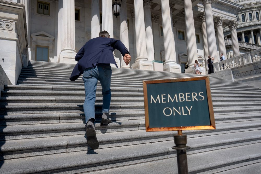 How to run for reelection in a messy Congress? It’s not easy