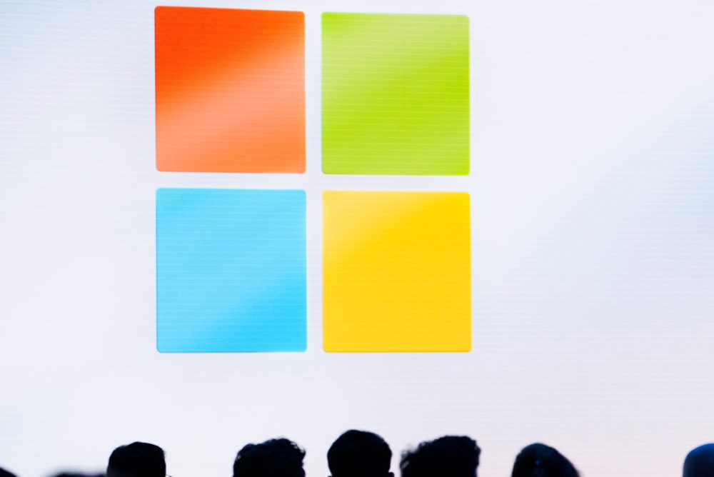 Microsoft beats Wall Street expectations with $90B in revenue