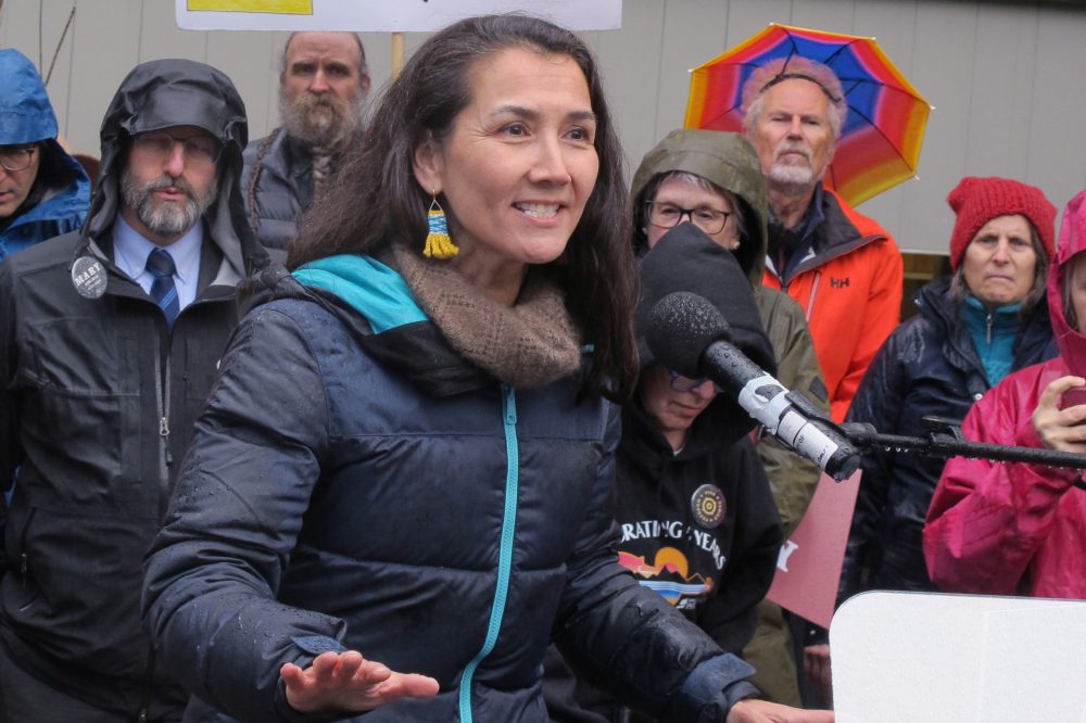2 Dan Sullivans face off in Alaska’s US Senate primary, which also features a former congresswoman