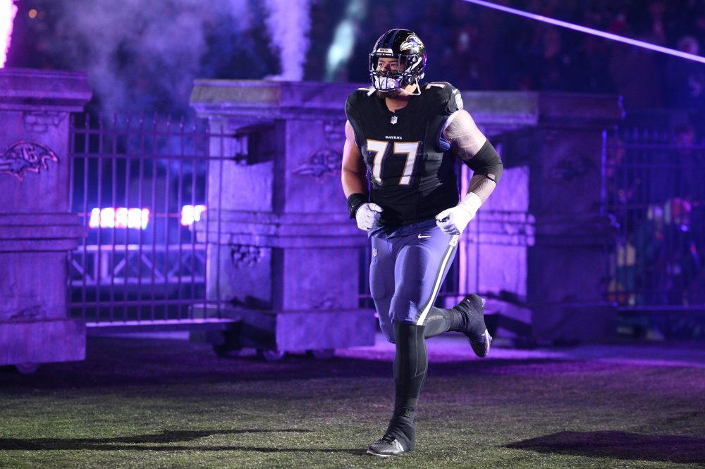 Jaguars are acquiring guard Daniel Faalele from the Giants for a draft pick, AP source says