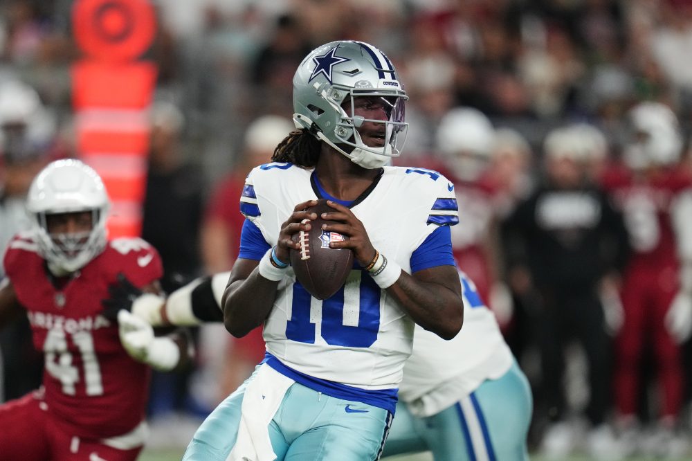 Milton throws 2 TDs in 1st half, makes case for Cowboys’ backup job in 34-13 win over Cardinals