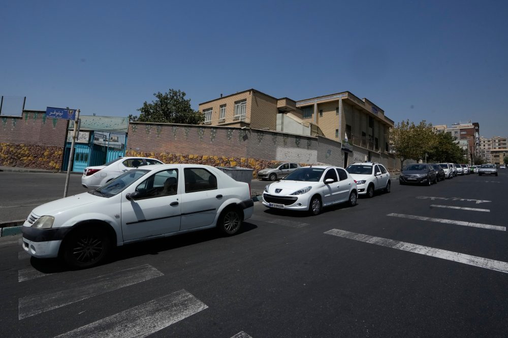 There are gas lines in Iran, but no sign yet that its leaders will bow to US sanctions