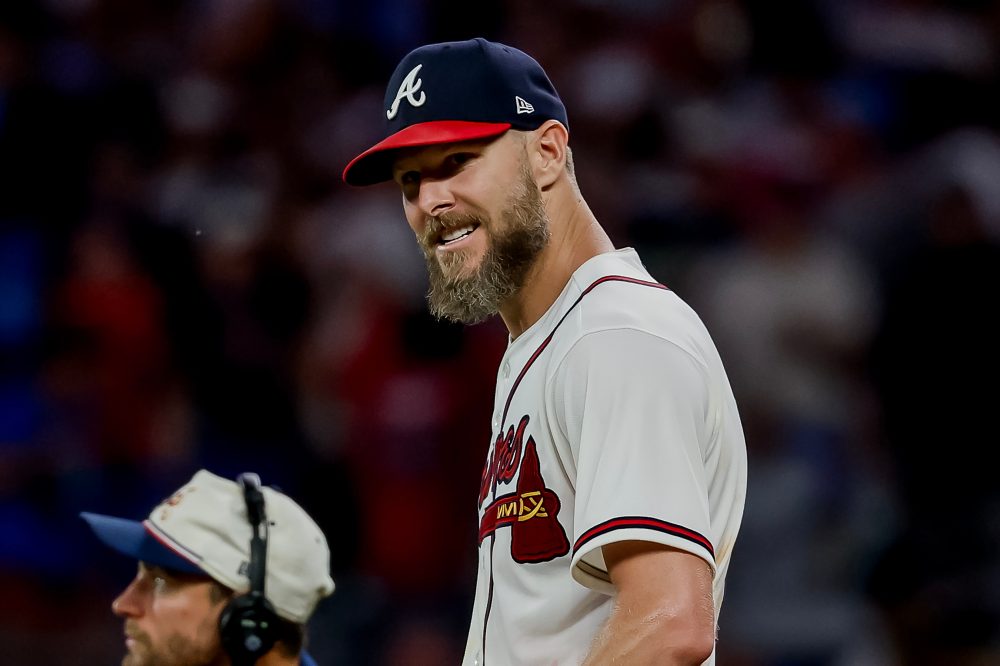 Braves’ Sale demands ball in 9th to cap 1st complete game since 2019 in 1-0 shutout of Dodgers