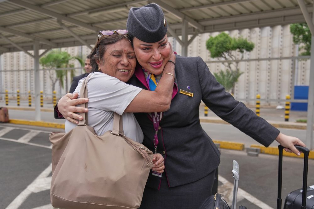 Workers’ strike at Kenya’s main international airport strands passengers