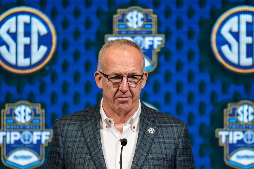 Sankey, former NFL players head to court in college football fight over NCAA eligibility for ex pros