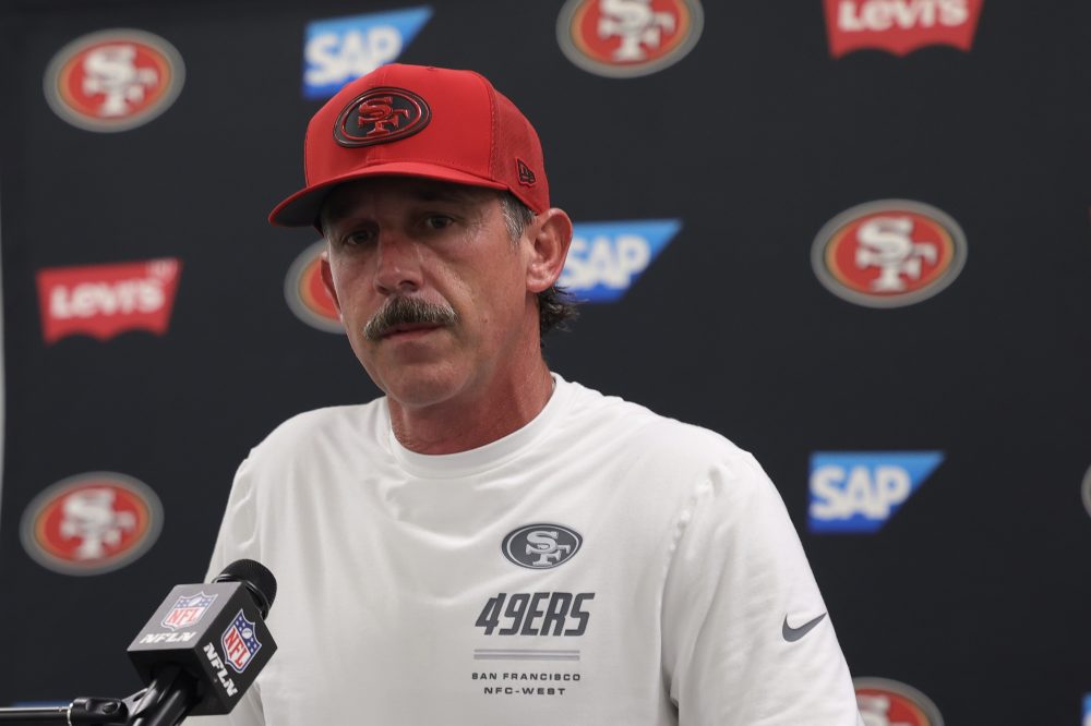 San Francisco 49ers arrive in Melbourne for historic NFL game against the LA Rams