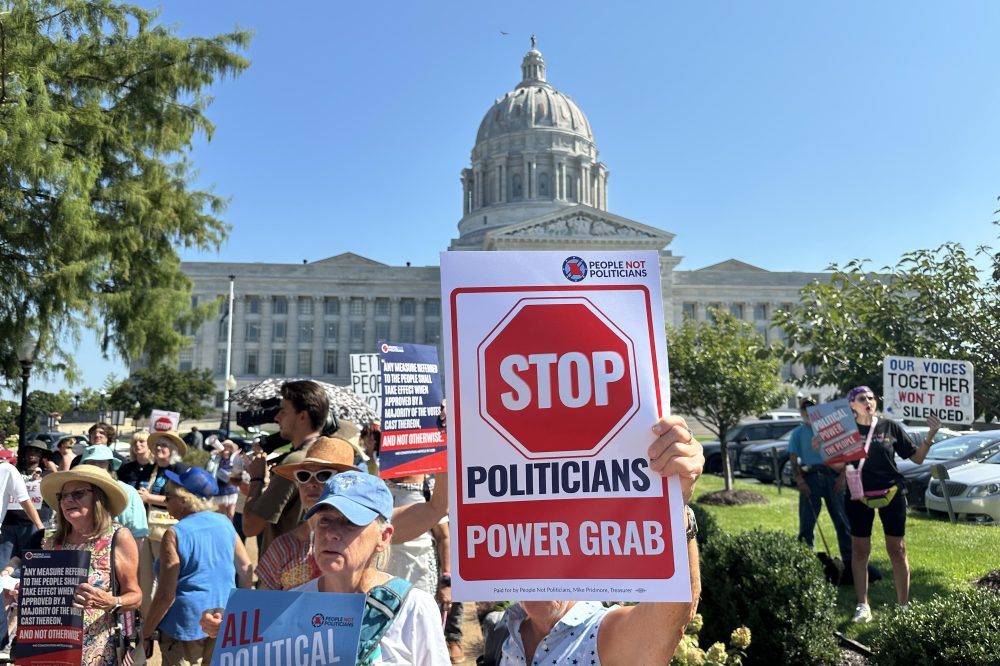 Missouri asks US Supreme Court to allow use of new Trump-backed congressional districts in midterms