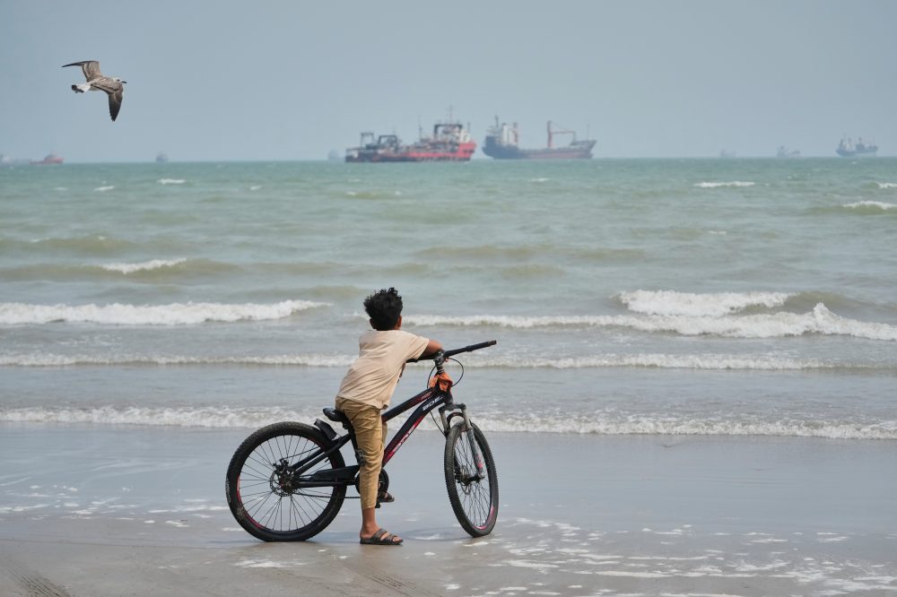 An Iranian port city feels the pain of Washington’s tightening economic measures