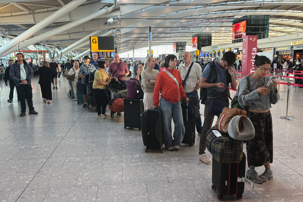 Airlines scramble to dig out from tech problems that canceled 1,750 flights in the UK