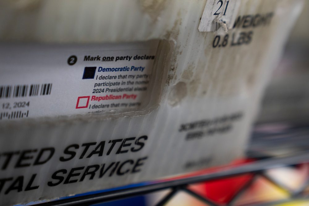 Supreme Court lifts a cloud over midterms, letting mail ballots flow  as normal to voters