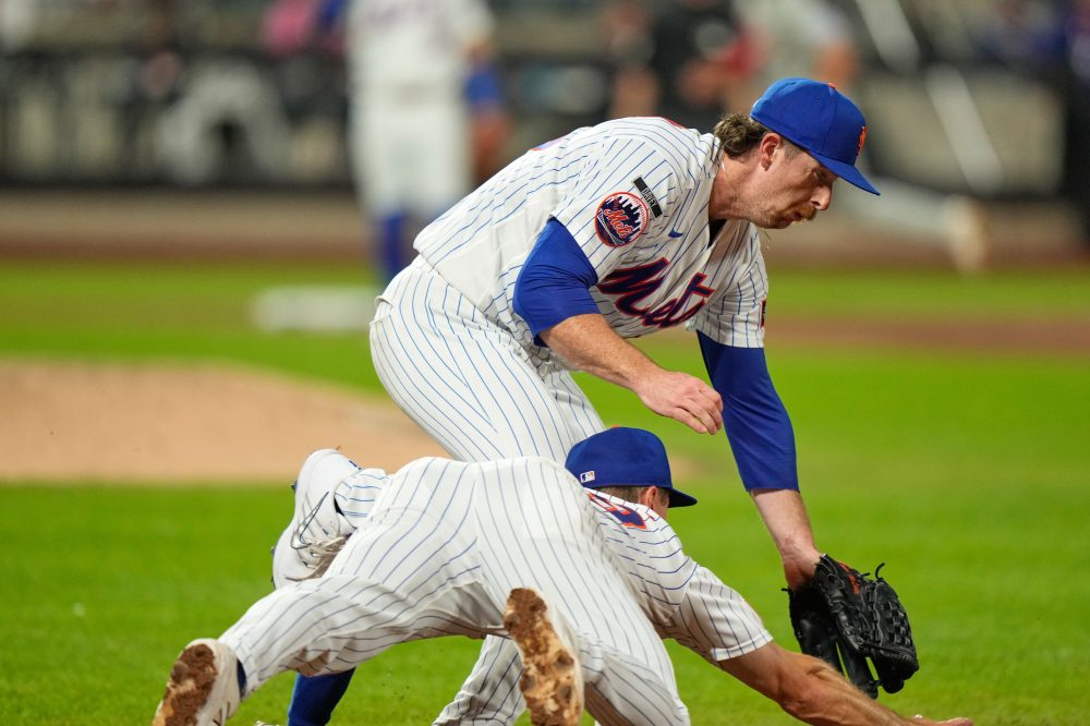 Mets’ Jared Young has concussion symptoms, CT scan negative after scary collision with Nolan McLean