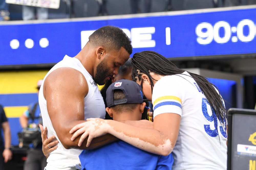 Aaron Donald takes the field for the Rams against the Giants in the final step in his comeback