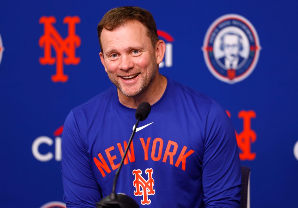 Mets hire interim manager Andy Green for the full-time job, giving him a 3-year contract